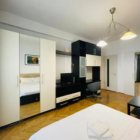 Abbey Romana View Apartament